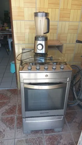 Fogão 4 boca brastemp e liquidificador Philips walita 14000w
