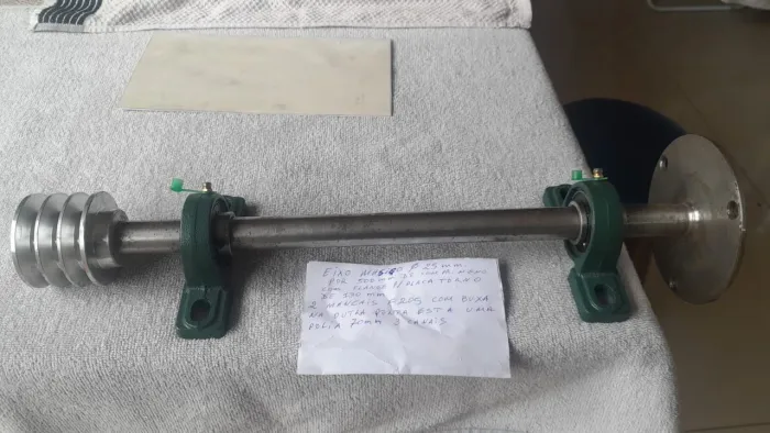 Eixo com flange para placa de 130mm