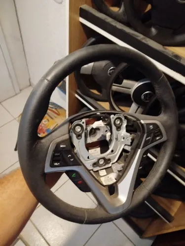 Volante Veloster 