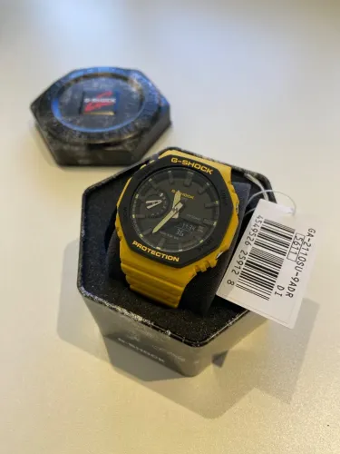 Relógio G-Shock GA-2110SU-9A