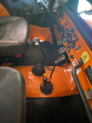 Vendo conjunto de motor do opala 4 cilindros com câmbio Clark 260F e T-case Willys 