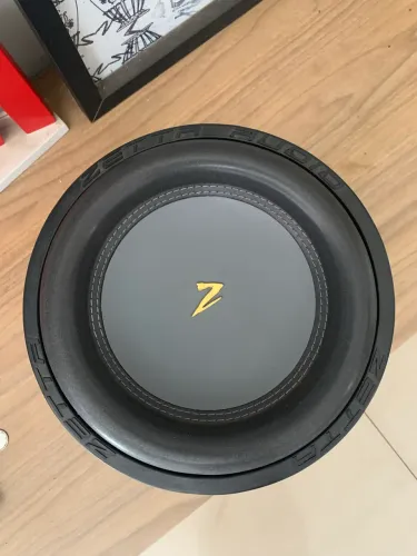Auto falante zetta 10? 900 w rms