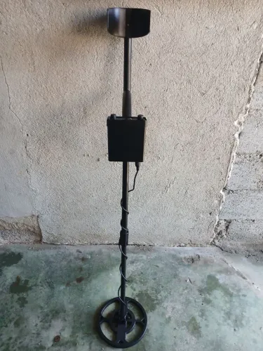 DETECTOR DE METAIS