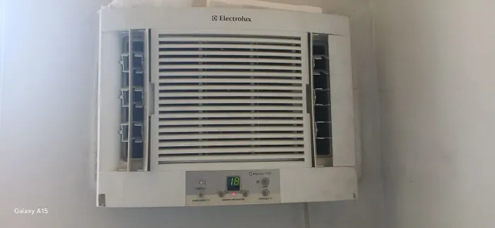 Ar condicionado Funciona com Barulho