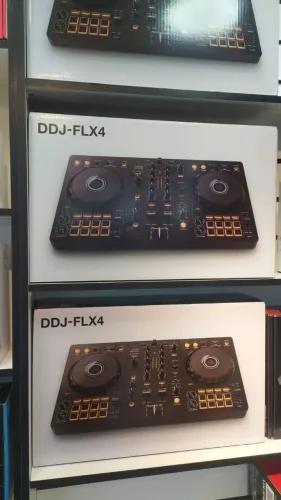 Controladora Pioneer DJ DDJ-FLX4 Black Oferta World Of Music 