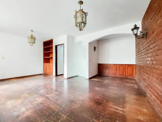 | Casa | Quebec | à venda | 4 quartos | 2 vagas | Londrina