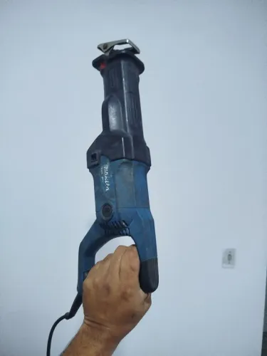 SERRA SABRE MAKITA M4501