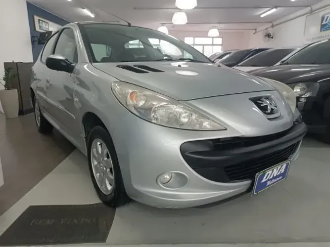 Peugeot 207 XR Sport 1.4 Flex 8V 5P 2010