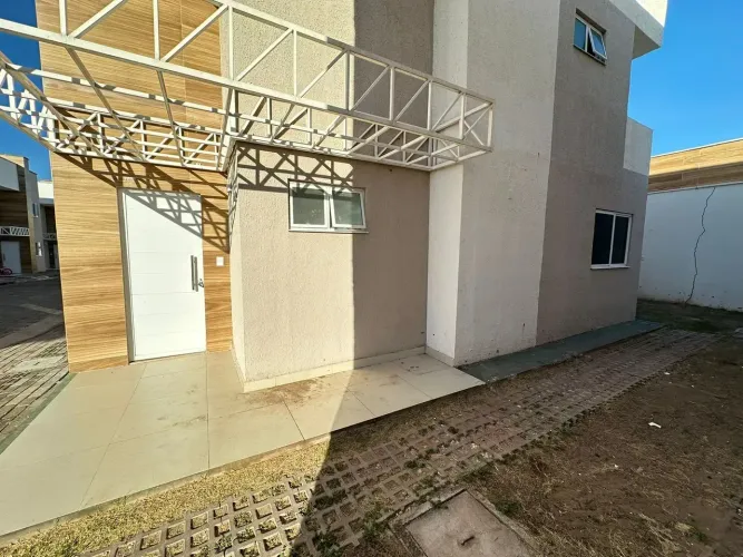 Casa em condomínio fechado para aluguel - no Bairro: Morros - Teresina/PI.