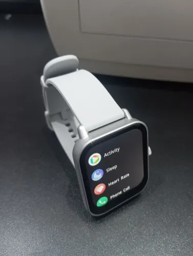 Smartwatch P81 (NOVO) Faz e recebe  ligaçõe, atividade física, medidor de batimento e etc