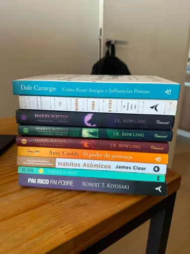 Livros Usados (Autoconhecimento e Harry Potter Edição Especial)