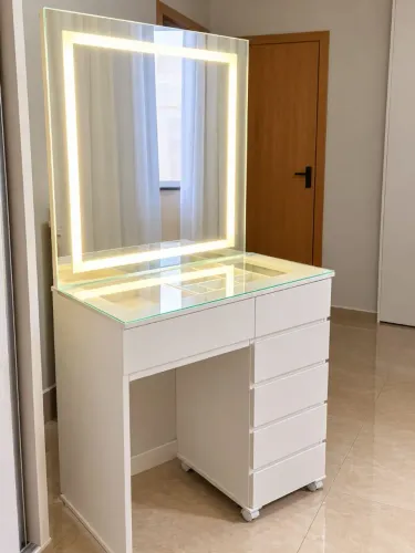 Penteadeira Front Led Compacta L 80 CM