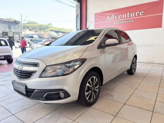 Chevrolet Onix Hatch LTZ 1.4 8V Flex Mec. 4P 2015