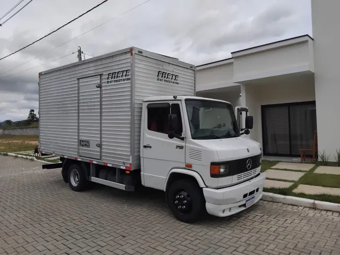 Fretes pequenos e mudanças caminhão e saveiro
