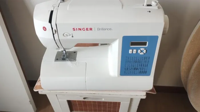 Máquina de costurar Singer