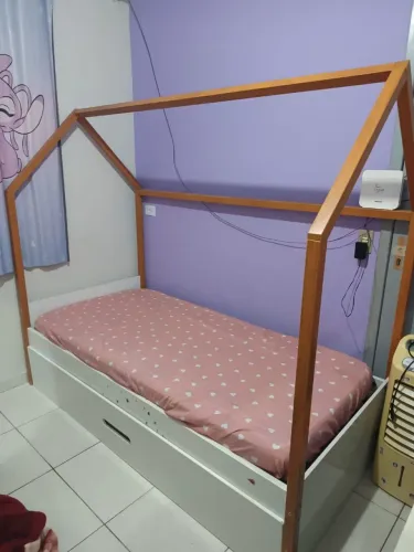 Cama montessoriana