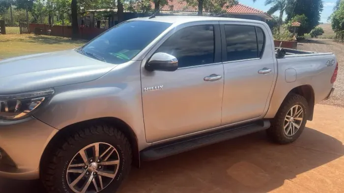 Toyota Hilux CD SRX 4X4 2.8 TDI 16V Diesel Aut. 2018