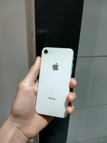 Vendo e troco iPhone 8
