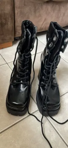 Botas femininas semi novas