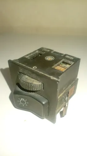 Interruptor (botão) farol gol quadrado G1 CL original