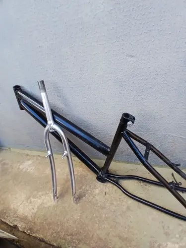 Quadro e garfo em ótimas condições pra vender rápido