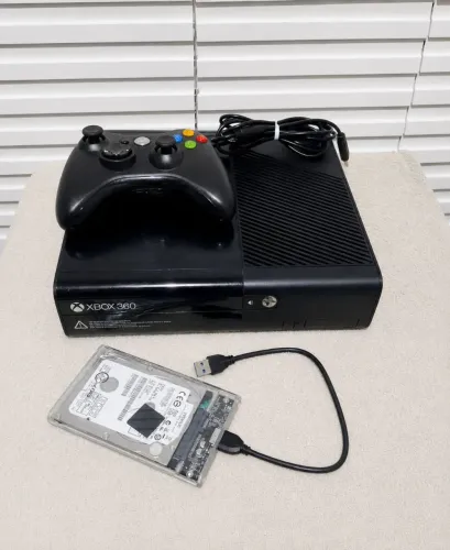 ? XBOX 360 SUPER SLIM