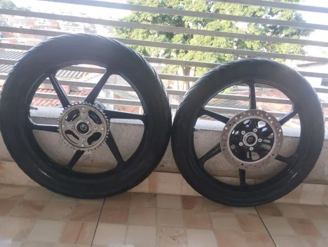 Rodas de liga leve marca Scud 