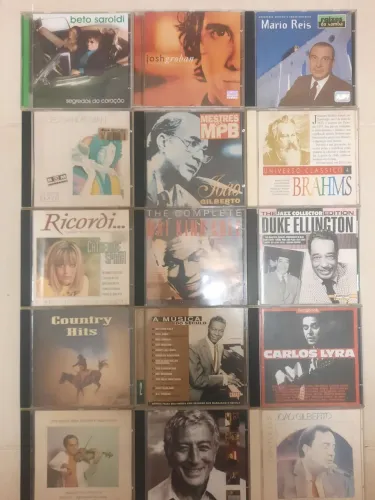 Lote de CD's Internacional em perfeito estado