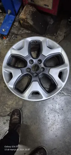 Roda aro 18 Jeep Renegade e Fiat Toro