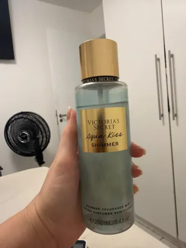 Body splash Victoria?s Secret Água Kiss shimmer