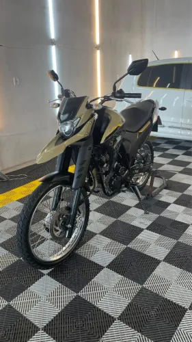 LANDER XTZ 250
