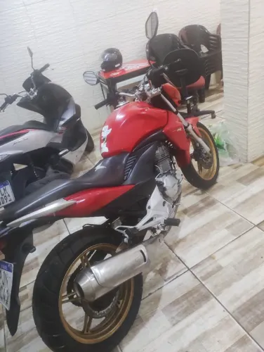 Só dois dono a. Moto 