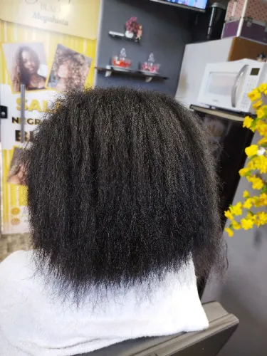 Faço cabelo Salão Negra Mara Black ( *eu sou de Salvador Bh