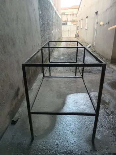 Mesa bancada de ferro altura 1,00×2,20×80