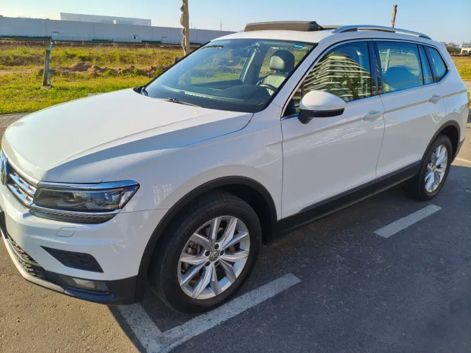 Volkswagen Tiguan Allspac Comf 250 TSI 1.4 Flex 2018