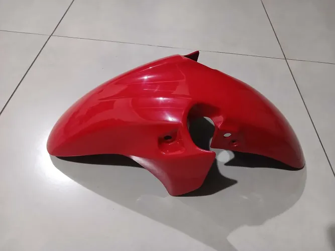 Paralama original Honda cb 300 ano 2010/2011/2012/2014/2015 vermelho Maceió 