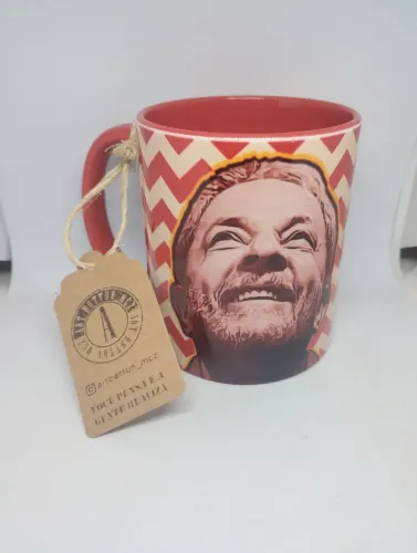 Caneca Lula Vale a Luta