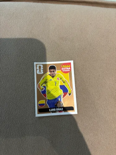 Luís Diaz Legend bronze