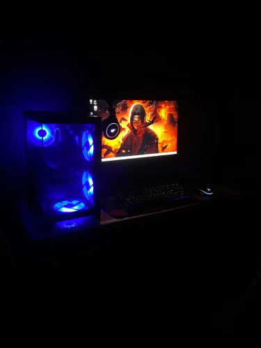 Vendo Pc game, ou troco por algo do meu interesse