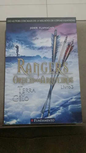 Rangers ? Ordem dos Arqueiros: Terra do Gelo (Livro 3)