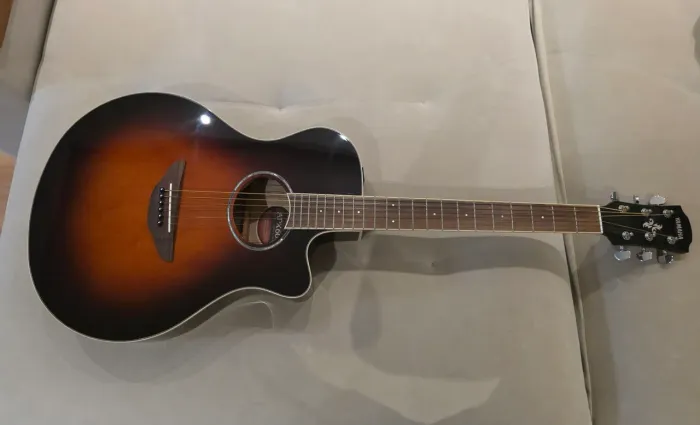 Violão Yamaha APX600