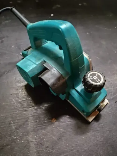 Plaina Makita 220v m1902