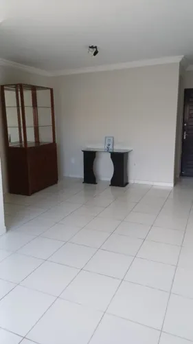 Alugo apartamento nos bancários