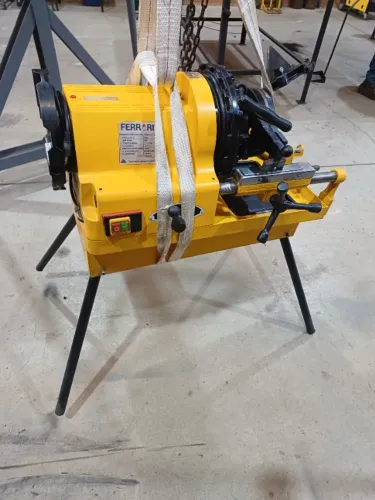 Rosqueadeira REC 4 900W 1/2" a 4" 220V