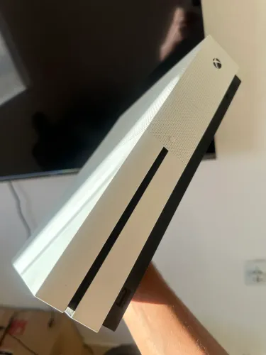 Xbox one S 1TB