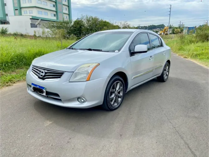 Nissan Sentra S 2.0/ 2.0 Flex Fuel 16V Aut. 2012