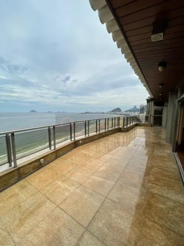 Cobertura com 4 quartos, 470m² - Copacabana vista mar