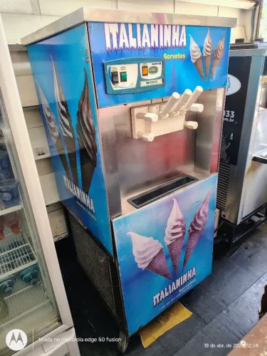 Máquina de sorvete expresso italianinha