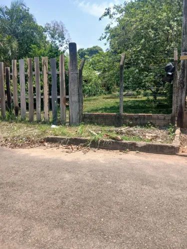 Vendo esse lindo terreno