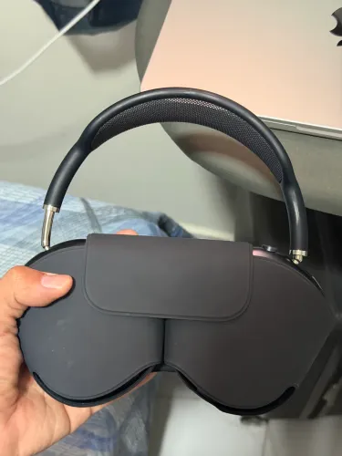 AirPods Max
